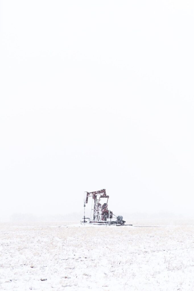 oil pump in snow